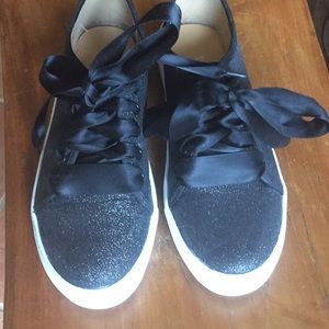 🖤 EUC Black Sparkly Dirty Laundry Sneakers 🖤